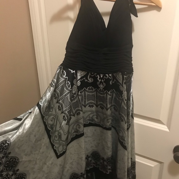 Asymmetrical Summer Dress Size 14 - Picture 2 of 8